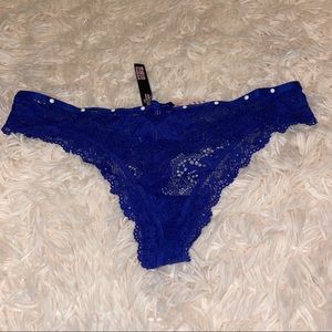 NWT Victoria Secret Lace Thong